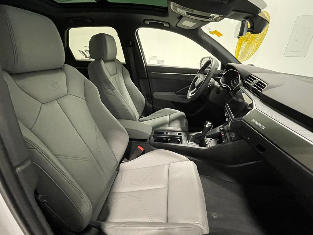 Used 2025 Audi Q3 2.0T Premium w/ Convenience Package image 27