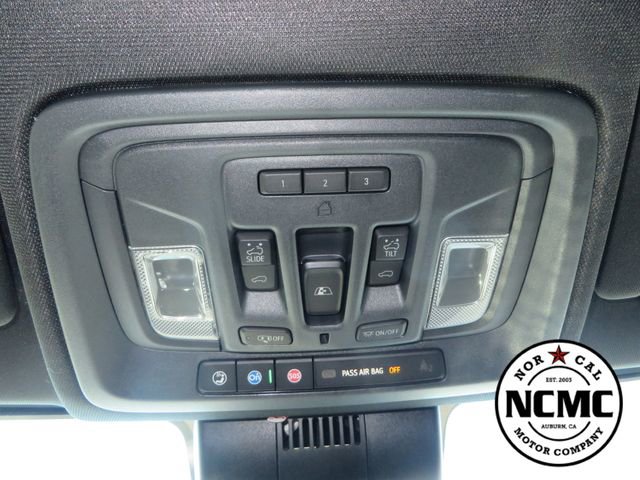 Used 2026 GMC Sierra 3500 AT4 w/ AT4 Premium Plus Package AWD/4WD image 30