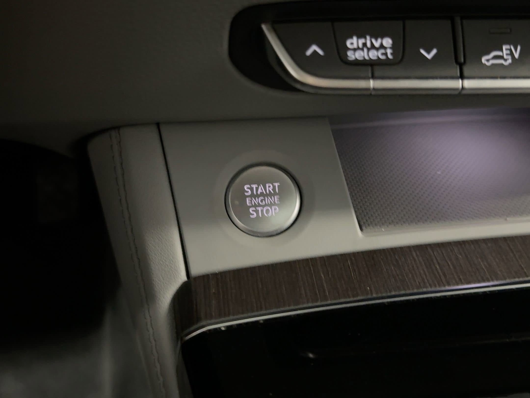 Used 2025 Audi Q5 e Premium Plus image 25