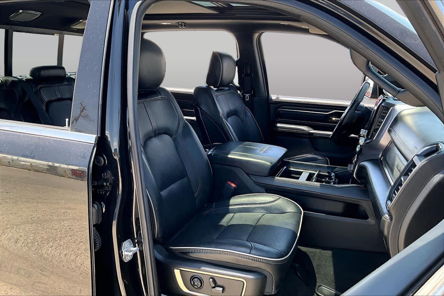 Used 2019 RAM 1500 Limited RWD image 9