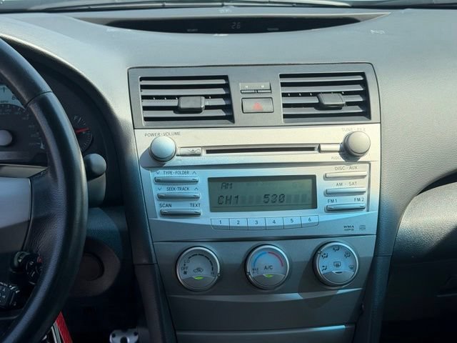 Used 2011 Toyota Camry SE FWD image 14