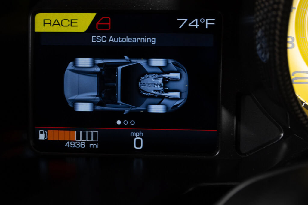 Used 2021 Ferrari 812 GTS RWD image 40
