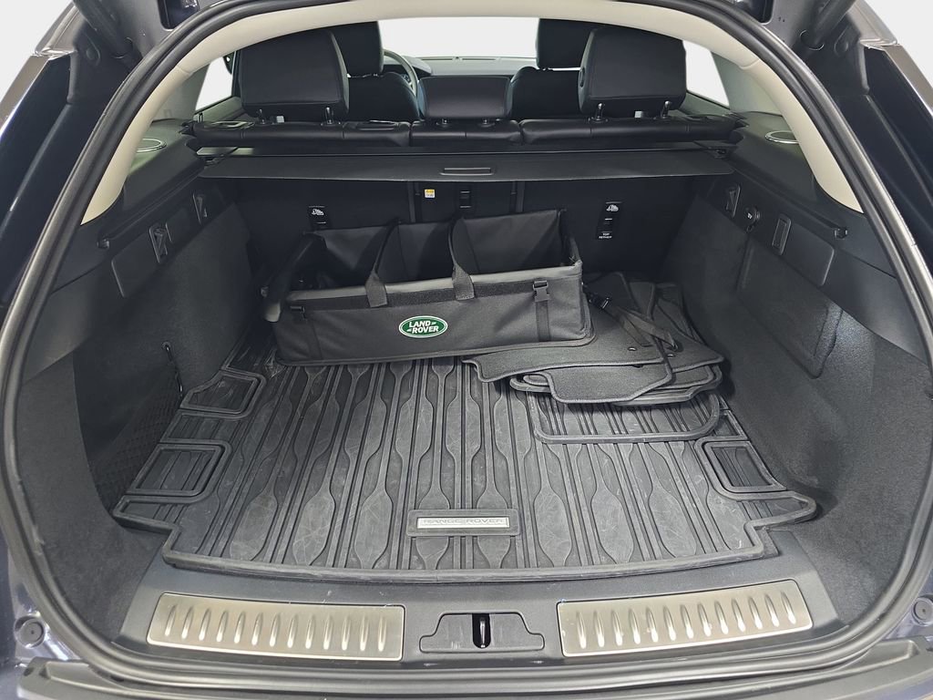 Used 2025 Land Rover Range Rover Velar Dynamic SE image 30