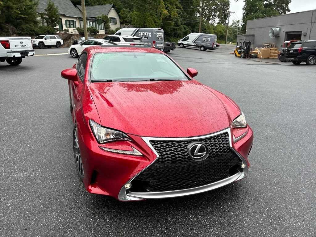 Used 2016 Lexus RC 200t RWD image 2