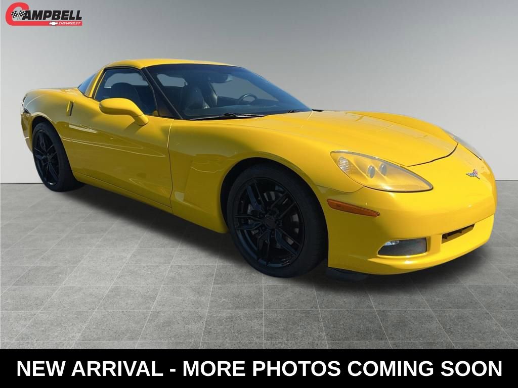 Used 2005 Chevrolet Corvette Coupe image 9