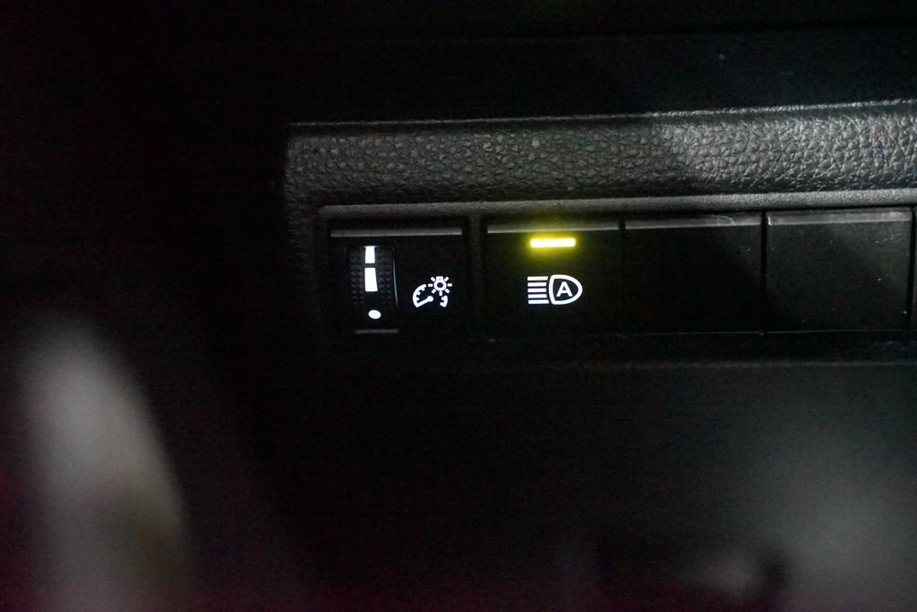 Certified 2024 Toyota Corolla LE image 22