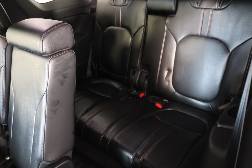 Used 2025 Honda Pilot Black Edition image 23