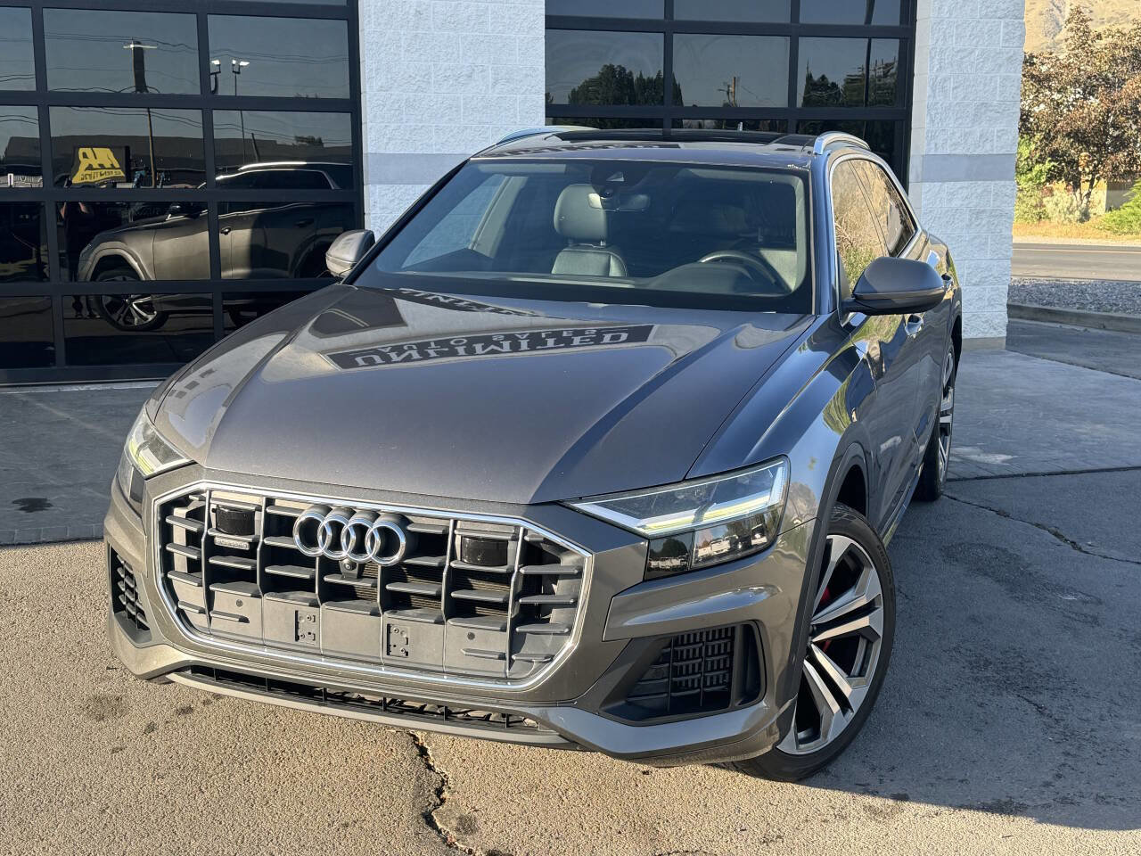 Used 2019 Audi Q8 Premium Plus AWD/4WD image 8