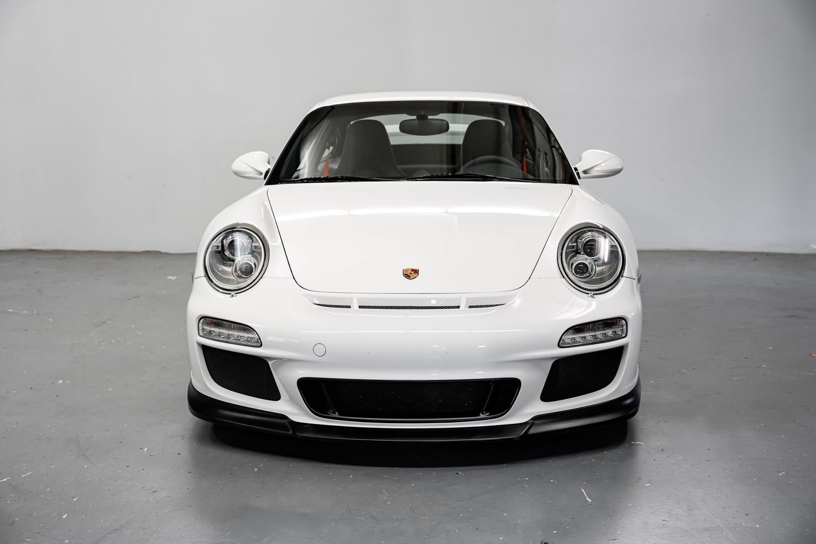 Used 2010 Porsche 911 GT3 RWD image 5