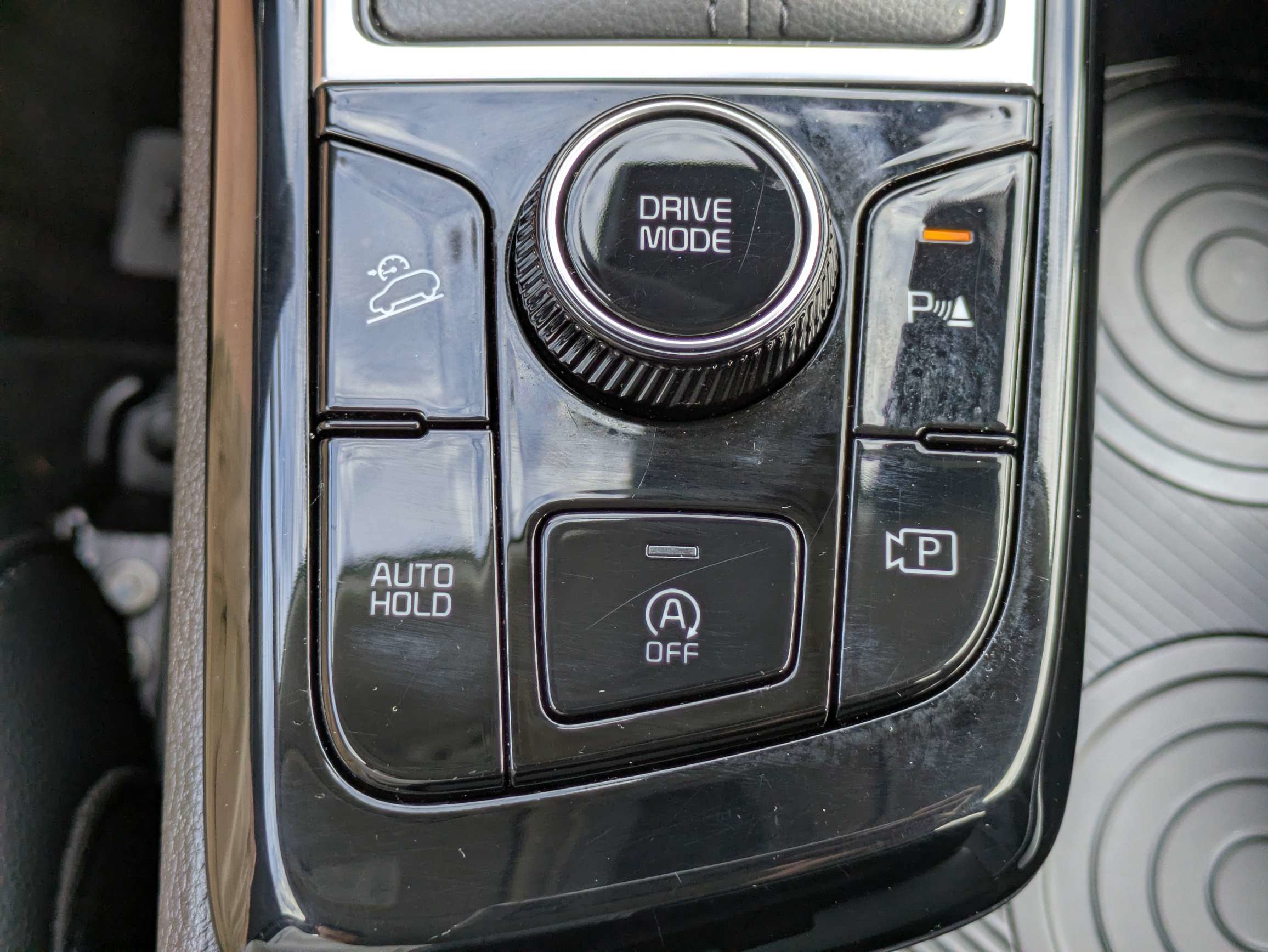 Certified 2025 Kia Sportage EX FWD image 29