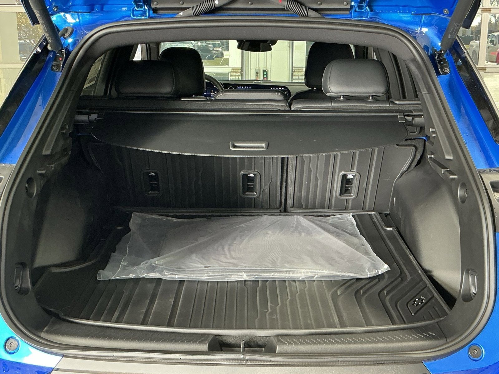 New 2026 Chevrolet Equinox EV LT image 32