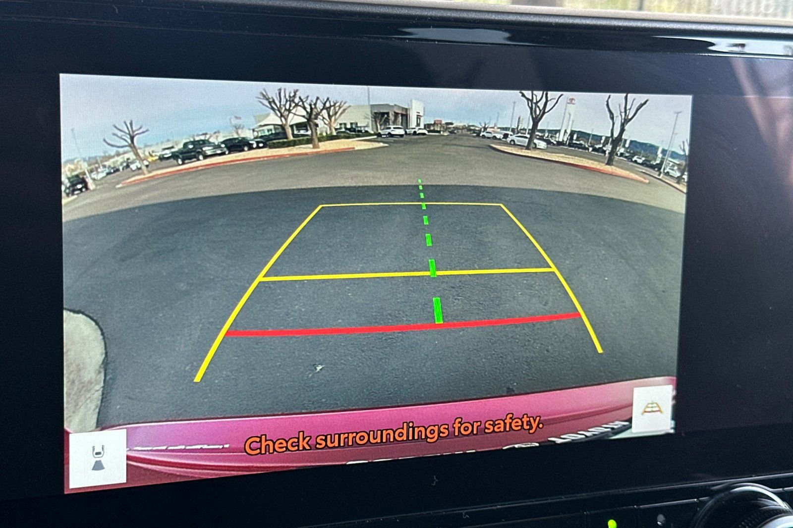 Used 2023 Toyota Highlander Limited image 24