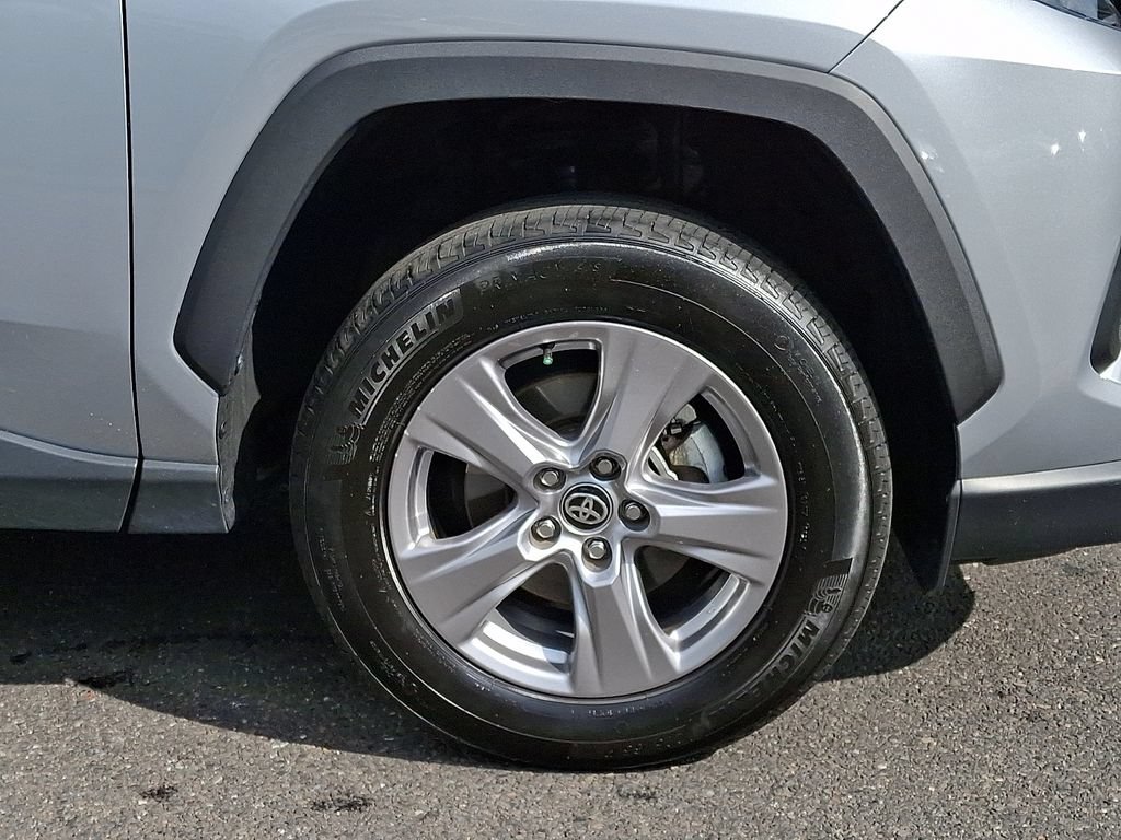 Certified 2025 Toyota RAV4 XLE AWD/4WD image 8