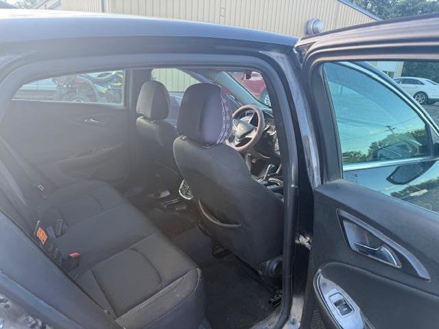 Used 2018 Chevrolet Malibu LT image 16