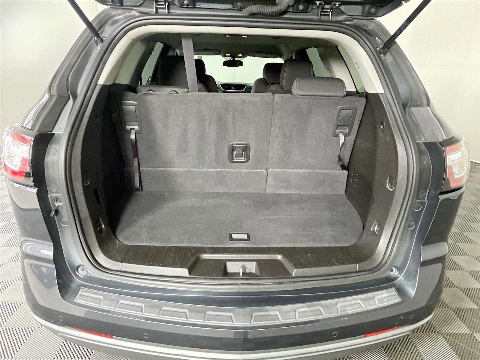 Used 2014 Chevrolet Traverse LT w/ All-Star Edition image 29