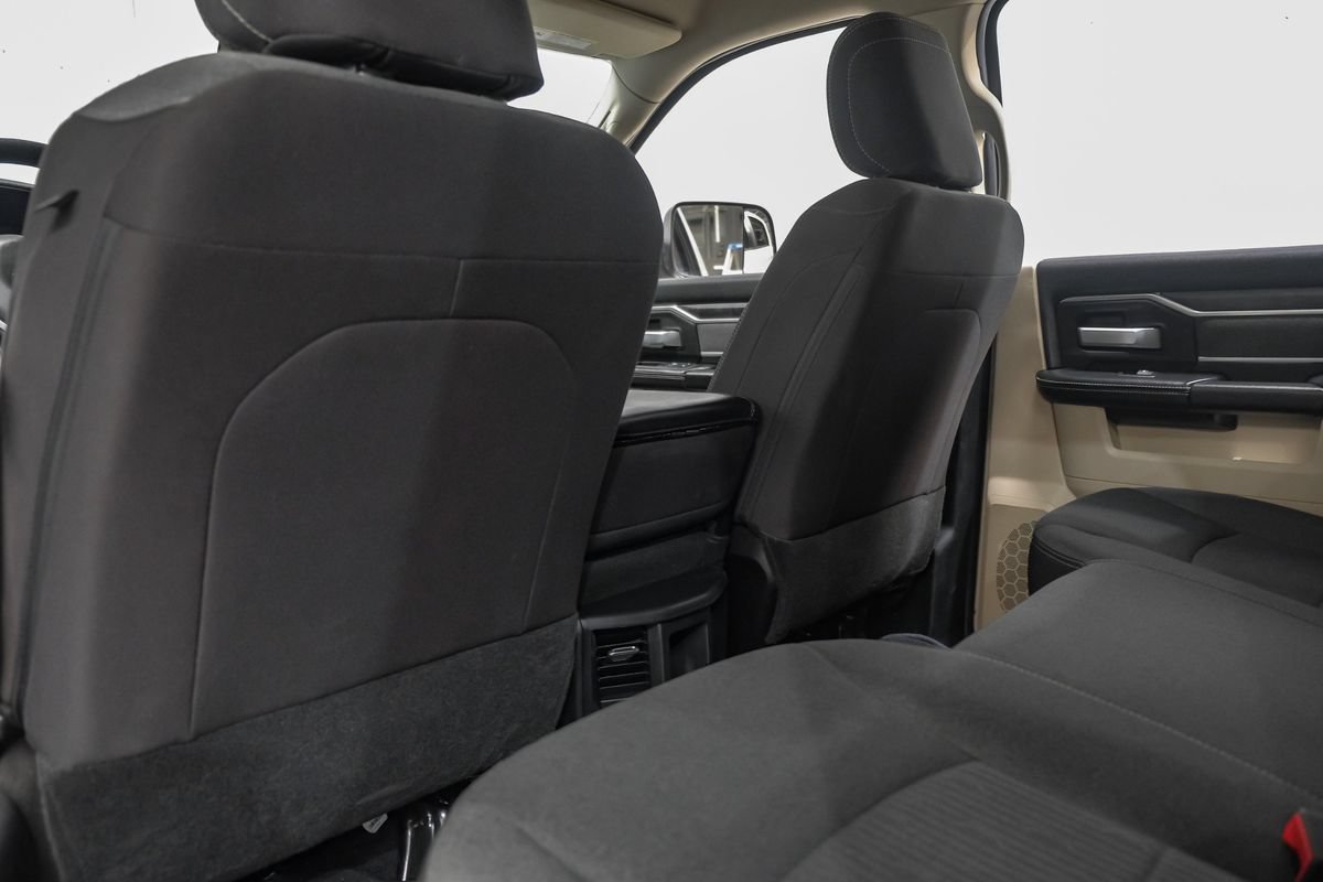 Used 2022 RAM 3500 Big Horn AWD/4WD image 37