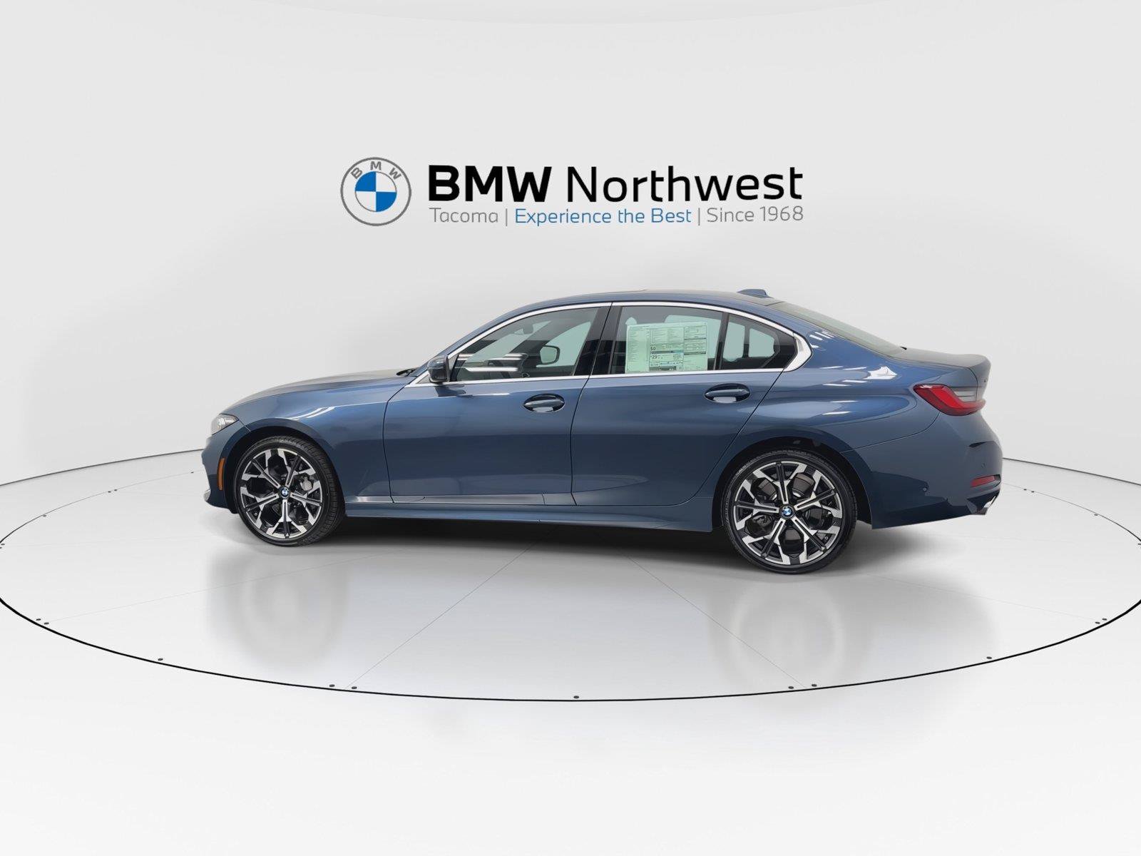 New 2026 BMW 330i xDrive Sedan w/ Convenience Package AWD/4WD image 11