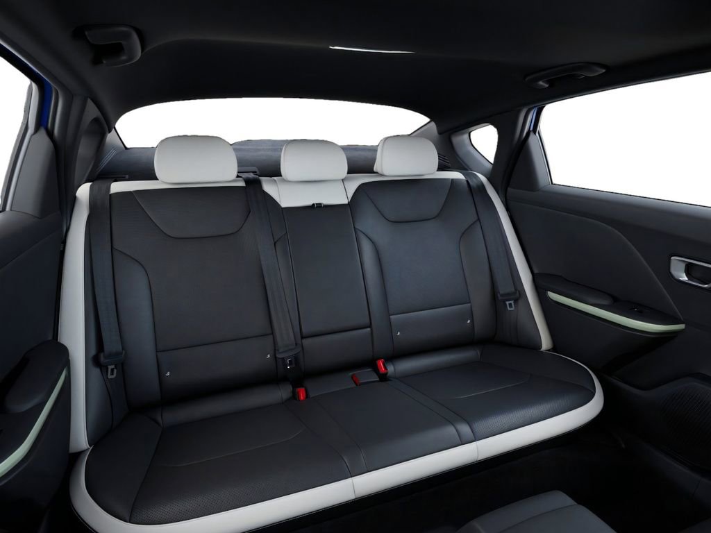 New 2026 Kia K4 GT-Line image 16
