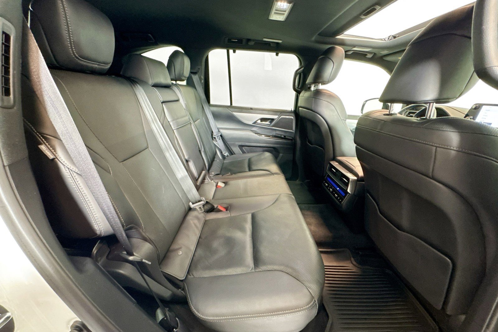 Used 2024 Lexus LX 600 F Sport AWD/4WD image 26