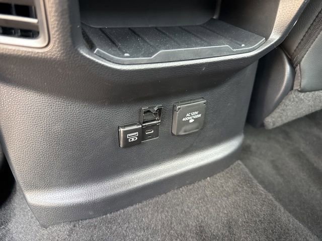 Used 2024 Toyota Tundra Limited image 16