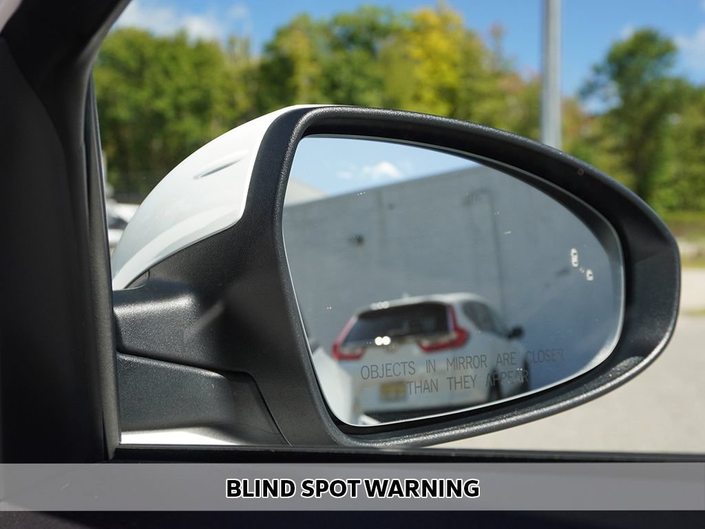 Used 2023 Kia Forte LXS w/ LXS Technology Package FWD image 4
