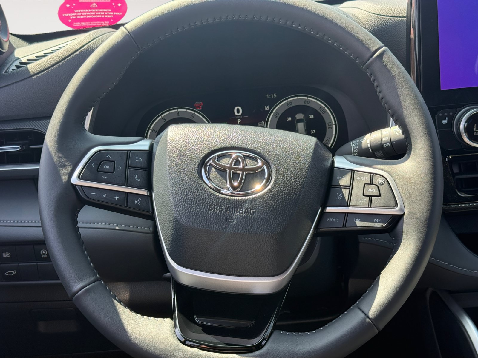 New 2026 Toyota Highlander XSE AWD/4WD image 12