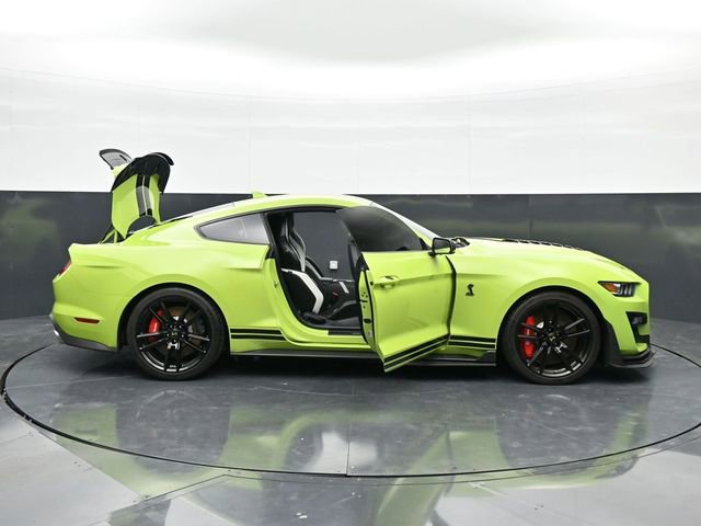 Used 2020 Ford Mustang Shelby GT500 w/ Technology Package RWD image 48