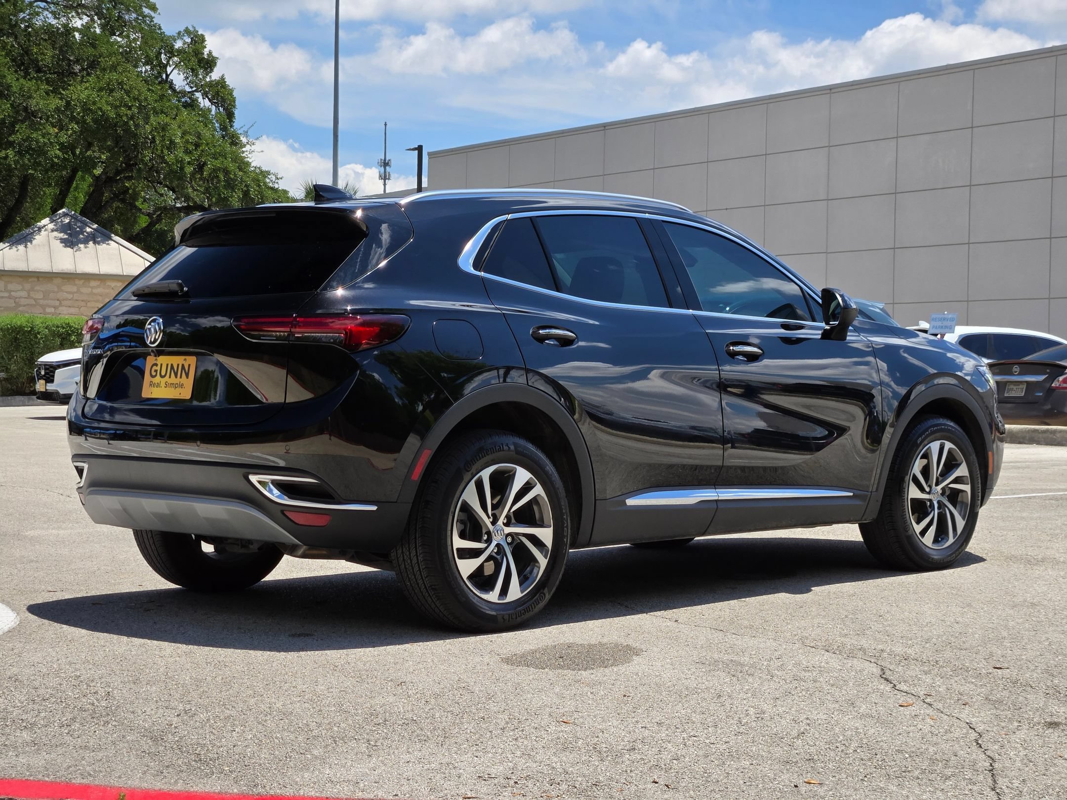 Used 2023 Buick Envision Essence AWD/4WD image 3
