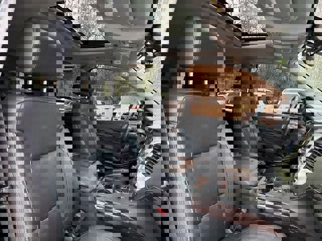 Used 2020 GMC Yukon SLT w/ Premium Edition image 18