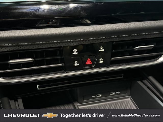 Used 2024 Volkswagen Atlas Cross Sport SE FWD image 23