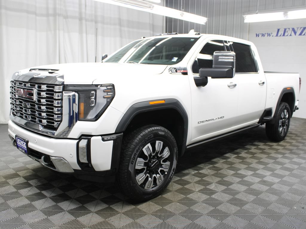 Used 2025 GMC Sierra 3500 Denali w/ Denali Reserve Package AWD/4WD image 7