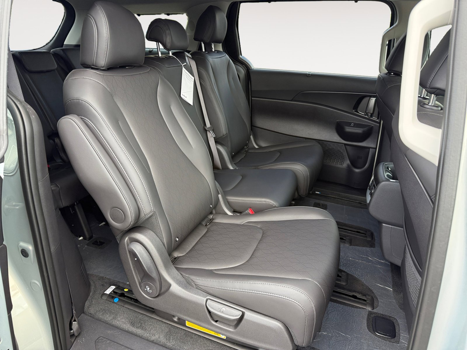 New 2026 Kia Carnival SX FWD image 19