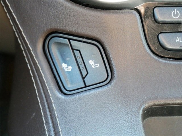 Used 2017 Chevrolet Suburban LT image 22