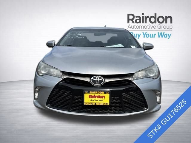 Used 2016 Toyota Camry SE FWD image 2