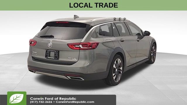 Used 2018 Buick Regal Essence w/ Driver Confidence Package #1 image 8