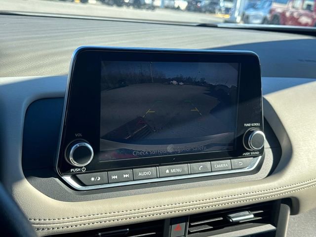 Used 2023 Nissan Rogue SV image 30