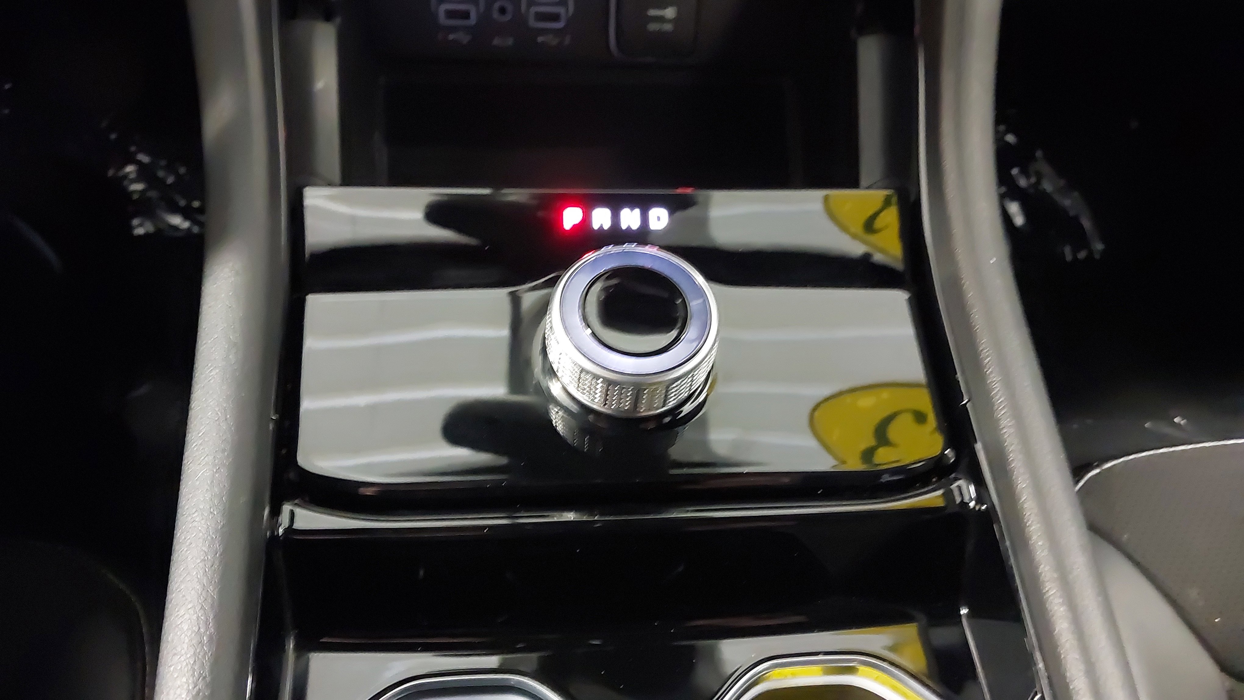 Used 2023 Jeep Grand Cherokee Altitude AWD/4WD image 21