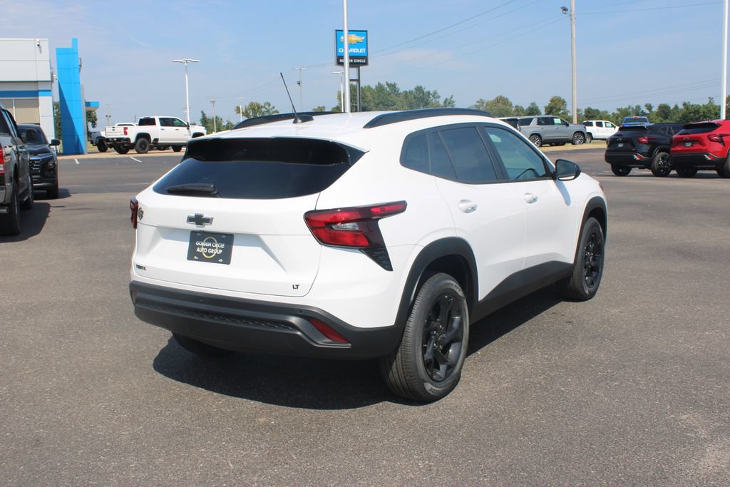 New 2026 Chevrolet Trax LT w/ Driver Confidence Package FWD image 9