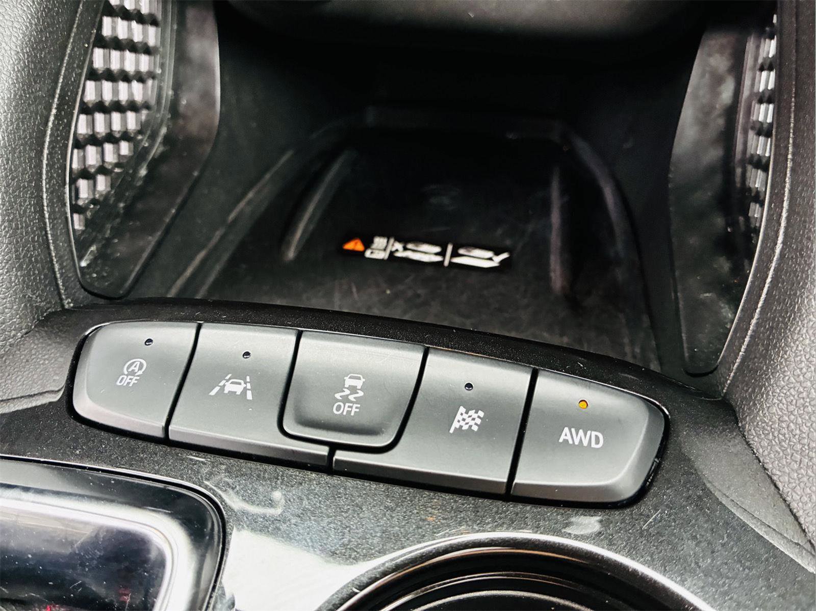 Used 2024 Chevrolet TrailBlazer RS w/ Convenience Package image 24