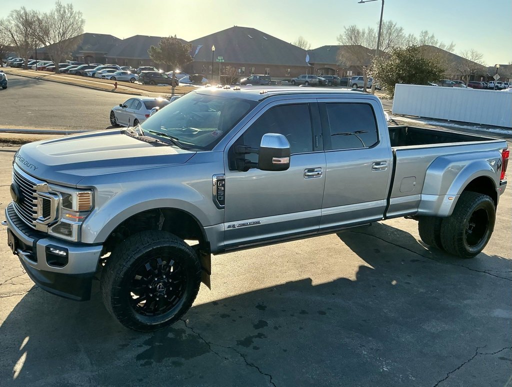 Used 2022 Ford F350 Platinum image 5