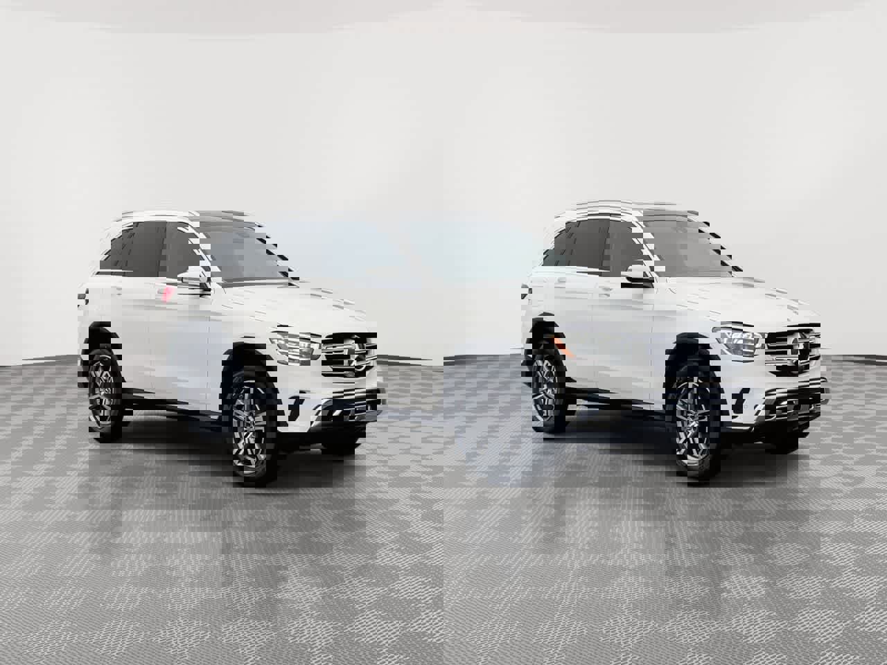 Used 2022 Mercedes-Benz GLC 300 GLC 300 image 2