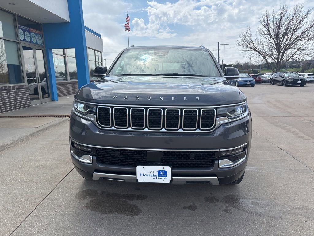 Used 2023 Jeep Wagoneer Series III w/ Preferred Equipment Group AWD/4WD image 2