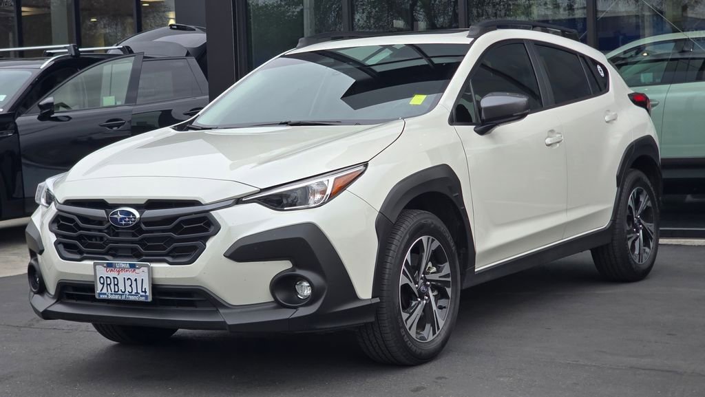 Used 2024 Subaru Crosstrek 2.0i Premium image 4