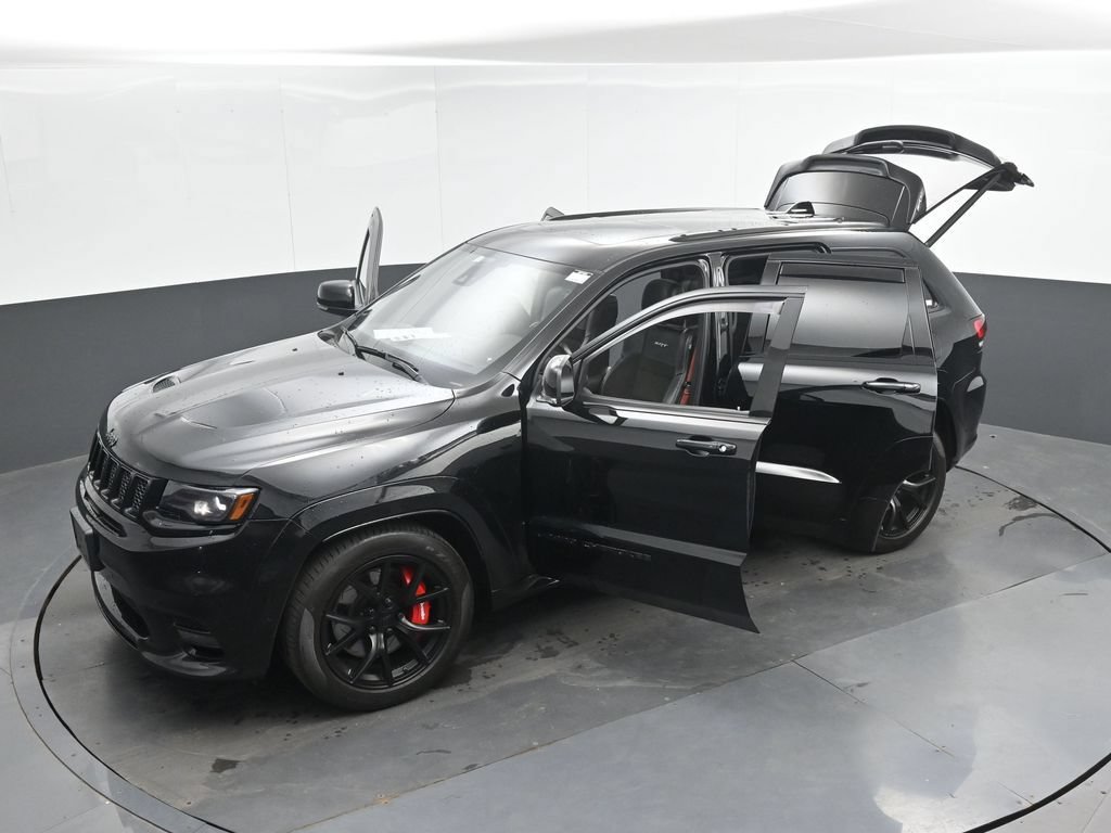 Used 2020 Jeep Grand Cherokee SRT w/ Trailer Tow Group IV AWD/4WD image 55