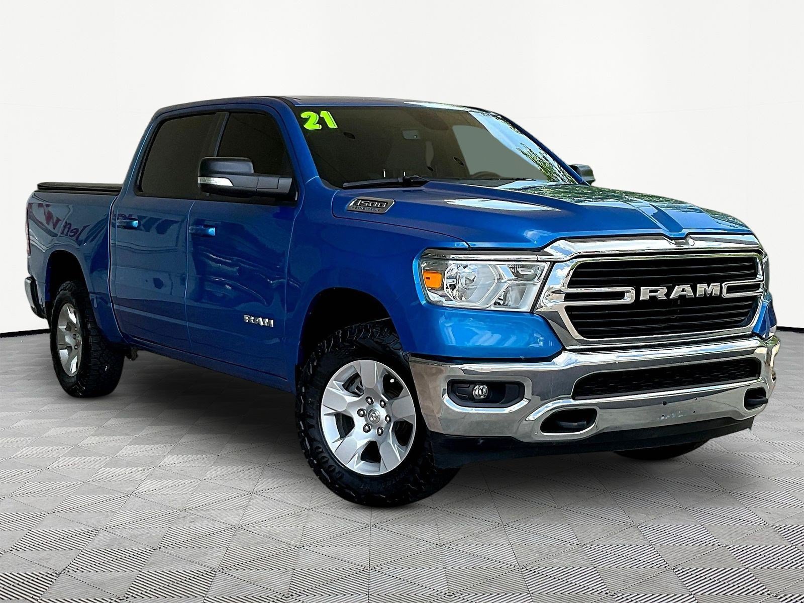 Used 2021 RAM 1500 Big Horn AWD/4WD image 3
