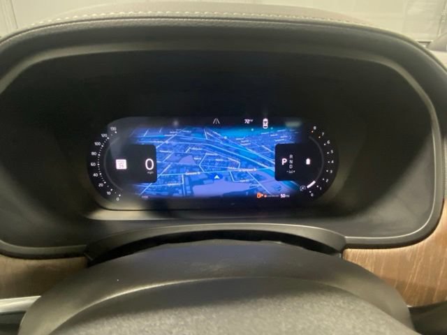 Used 2025 Volvo V90 B6 Cross Country Ultra AWD/4WD image 16