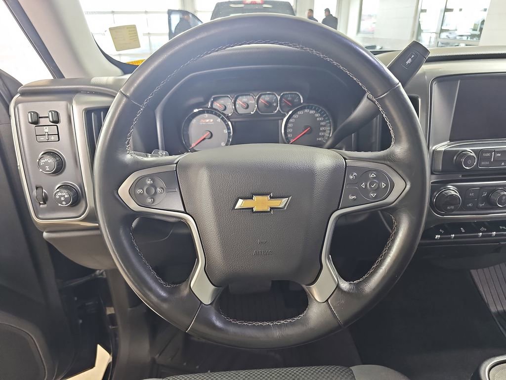 Used 2018 Chevrolet Silverado 1500 LT w/ All Star Edition image 22
