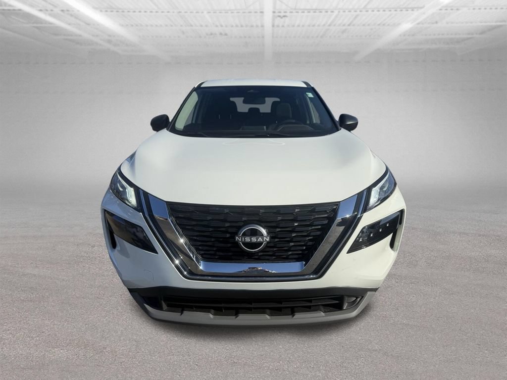 Used 2023 Nissan Rogue S AWD/4WD image 12
