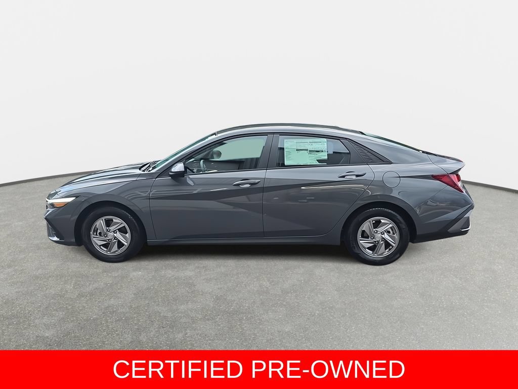 Certified 2026 Hyundai Elantra SE FWD image 8