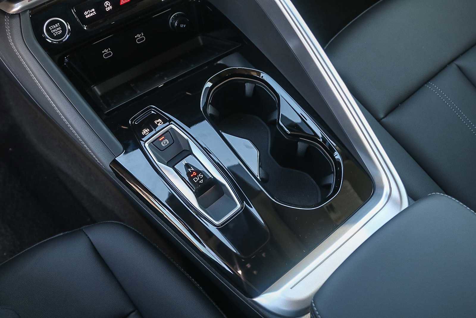 New 2025 Audi Q5 Premium image 19